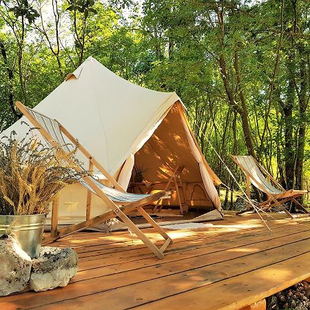 Robinson Accommodation Freedom Foli Ngoại thất bức ảnh